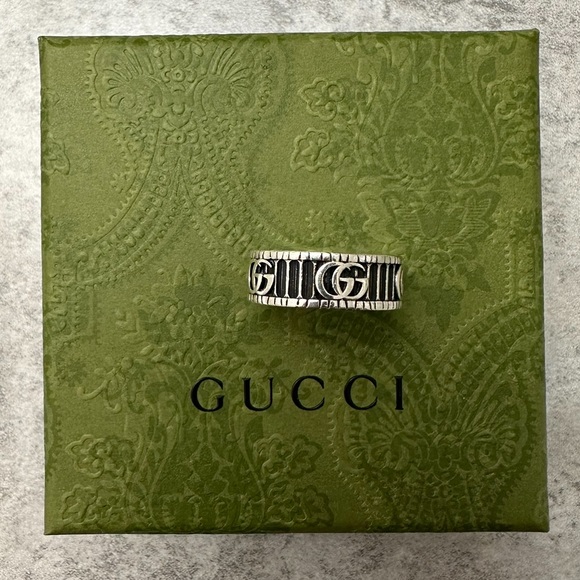 silver gucci ring - Picture 2 of 2